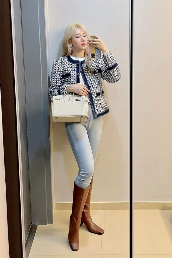 Sao Việt hôm nay 4/9: Ngọc Châu tiếp tục được chuyên trang sắc đẹp ưu ái Sao Việt hôm nay 4/9: Ngọc Châu tiếp tục được chuyên trang sắc đẹp ưu ái