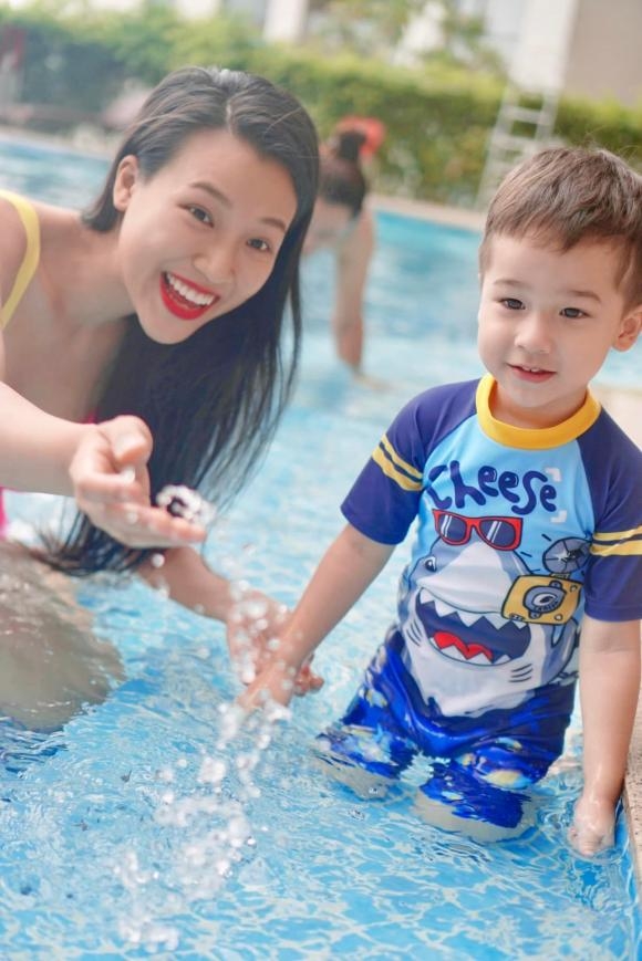 Sao Việt hôm nay 5/9: Ninh Dương Lan Ngọc công khai người yêu giữa tin đồn sống chung nhà Sao Việt hôm nay 5/9: Ninh Dương Lan Ngọc công khai người yêu giữa tin đồn sống chung nhà