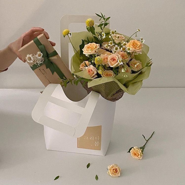 Tử vi 12 con giáp ngày 12/9/2022: Tuổi Tý sự nghiệp phát triển, tuổi Dần dễ vướng rắc rối