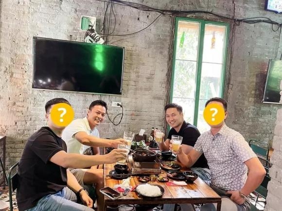 Sao Việt hôm nay 12/9: Đông Nhi tranh thủ chăm sóc con gái trước giờ biểu diễn Sao Việt hôm nay 12/9: Đông Nhi tranh thủ chăm sóc con gái trước giờ biểu diễn