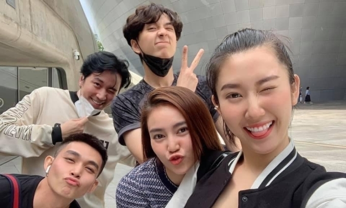 Sao Việt hôm nay 17/9: Lệ Quyên khoe chiếc túi bạch tạng tiền tỷ thứ tư Sao Việt hôm nay 17/9: Lệ Quyên khoe chiếc túi bạch tạng tiền tỷ thứ tư