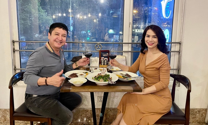 Sao Việt hôm nay 17/9: Lệ Quyên khoe chiếc túi bạch tạng tiền tỷ thứ tư Sao Việt hôm nay 17/9: Lệ Quyên khoe chiếc túi bạch tạng tiền tỷ thứ tư