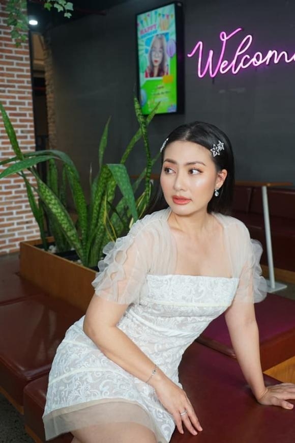 Sao Việt hôm nay 22/9: Trịnh Kim Chi được ông xã tặng nhẫn kim cương "khủng" Sao Việt hôm nay 22/9: Trịnh Kim Chi được ông xã tặng nhẫn kim cương "khủng"