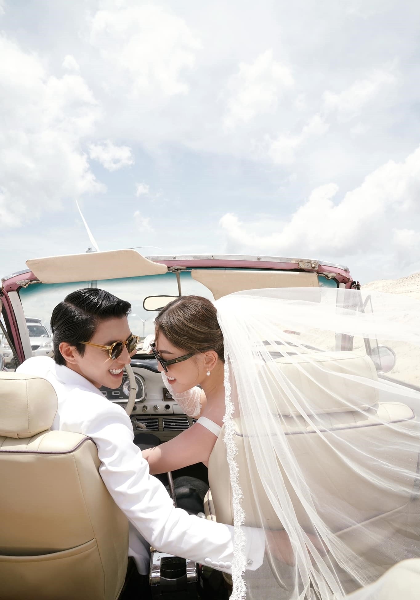 Sao Việt hôm nay 24/9: Mê mẩn bộ ảnh cưới siêu lãng mạn của cặp đôi Bình An - Phương Nga