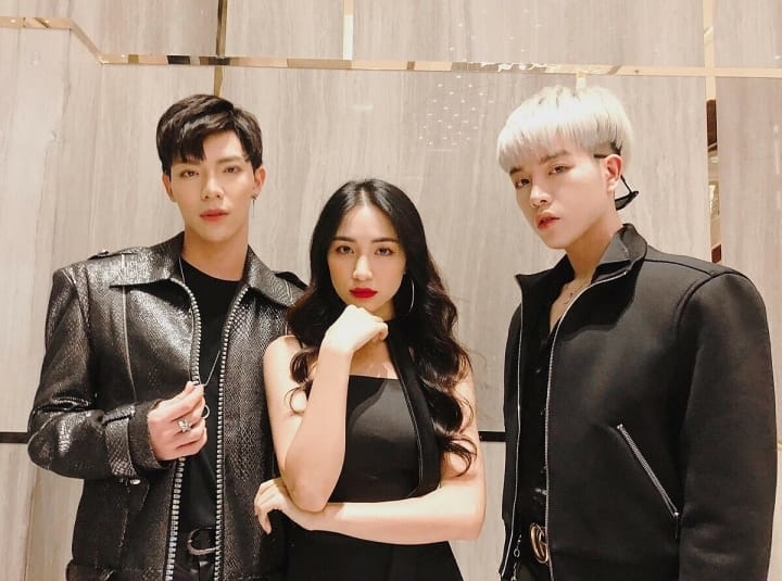 Sao Việt hôm nay 26/9: Hòa Minzy bất ngờ “bóc mẽ" Đức Phúc Sao Việt hôm nay 26/9: Hòa Minzy bất ngờ “bóc mẽ" Đức Phúc