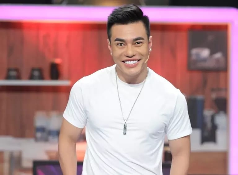 Sao Việt hôm nay 29/9: Vợ NS Công Lý cố tích đức vì sợ báo ứng Sao Việt hôm nay 29/9: Vợ NS Công Lý cố tích đức vì sợ báo ứng