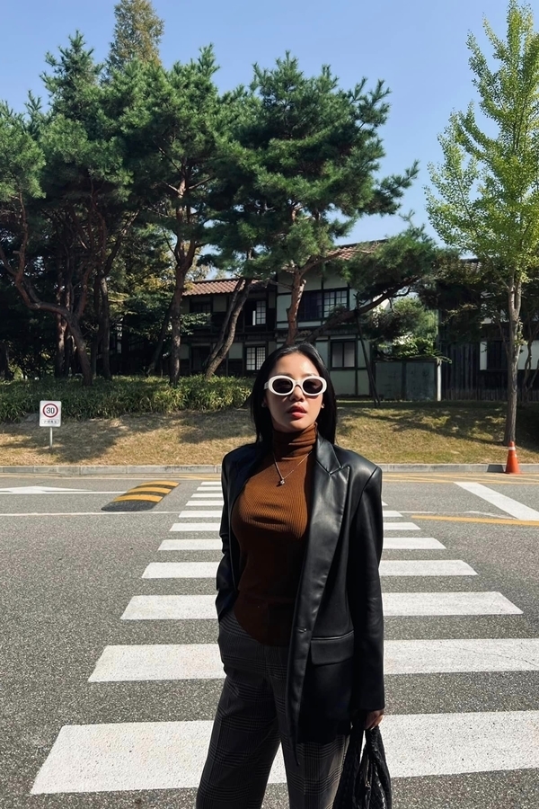 Sao Việt hôm nay 1/10: Hà Hồ suýt gặp nạn vì con trai quấy phá buổi chụp hình Sao Việt hôm nay 1/10: Hà Hồ suýt gặp nạn vì con trai quấy phá buổi chụp hình