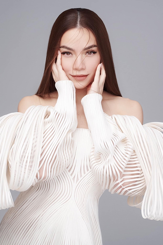 Sao Việt hôm nay 8/10: Phương Oanh bất ngờ khóa Facebook, xóa hết ảnh giữa “tâm bão” tình ái Sao Việt hôm nay 8/10: Phương Oanh bất ngờ khóa Facebook, xóa hết ảnh giữa “tâm bão” tình ái