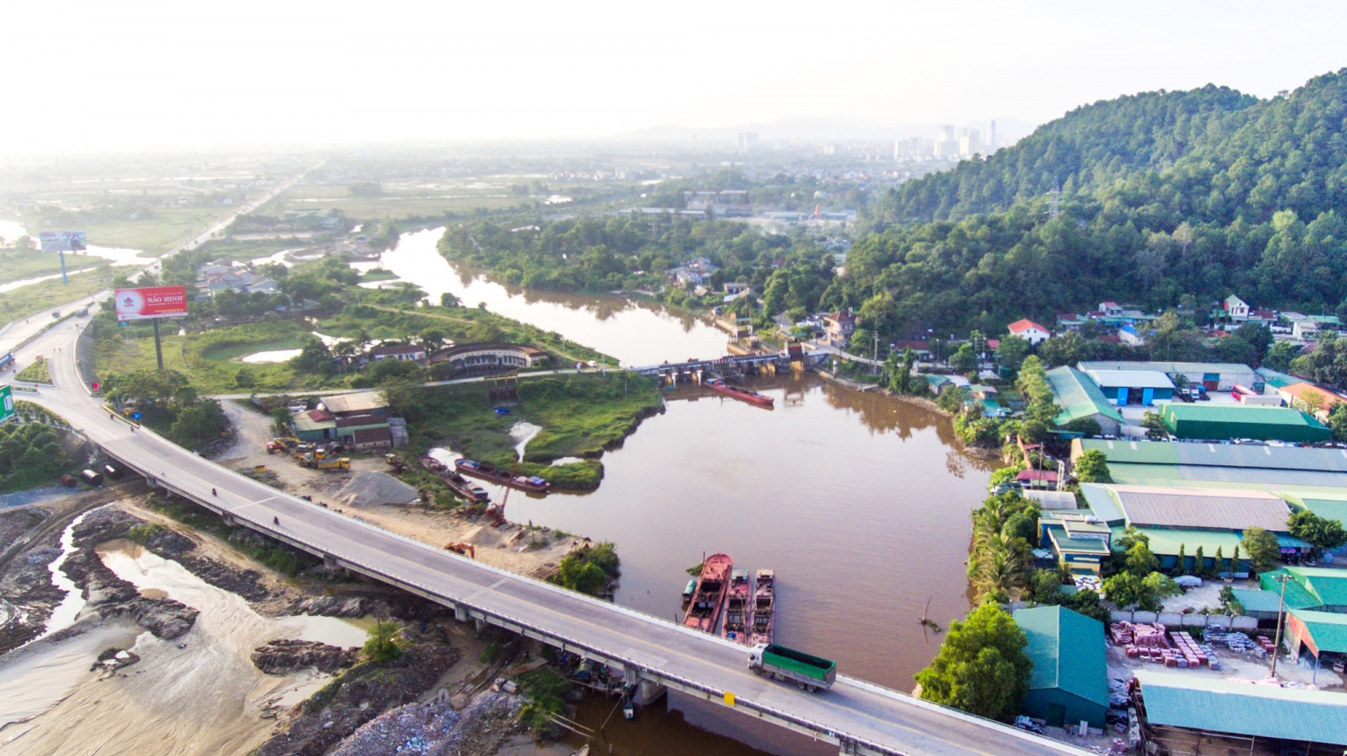 Tin bất động sản ngày 13/10: Gần 12.000 căn hộ mở bán mới tại Hà Nội trong 9 tháng