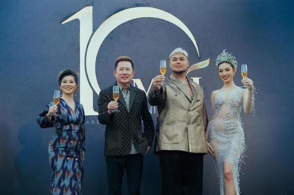 Sao Việt hôm nay 13/10: Hiền Hồ xuất hiện với diện mạo lạ lẫm Sao Việt hôm nay 13/10: Hiền Hồ xuất hiện với diện mạo lạ lẫm