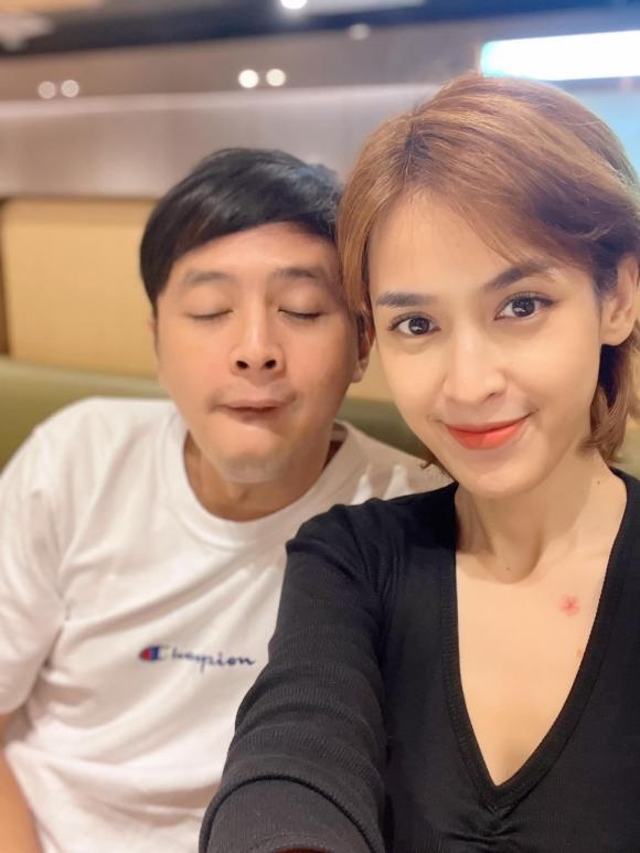 Sao Việt hôm nay 26/10: Elly Trần lên tiếng khi bị nghi động chạm '"dao kéo" Sao Việt hôm nay 26/10: Elly Trần lên tiếng khi bị nghi động chạm '"dao kéo"