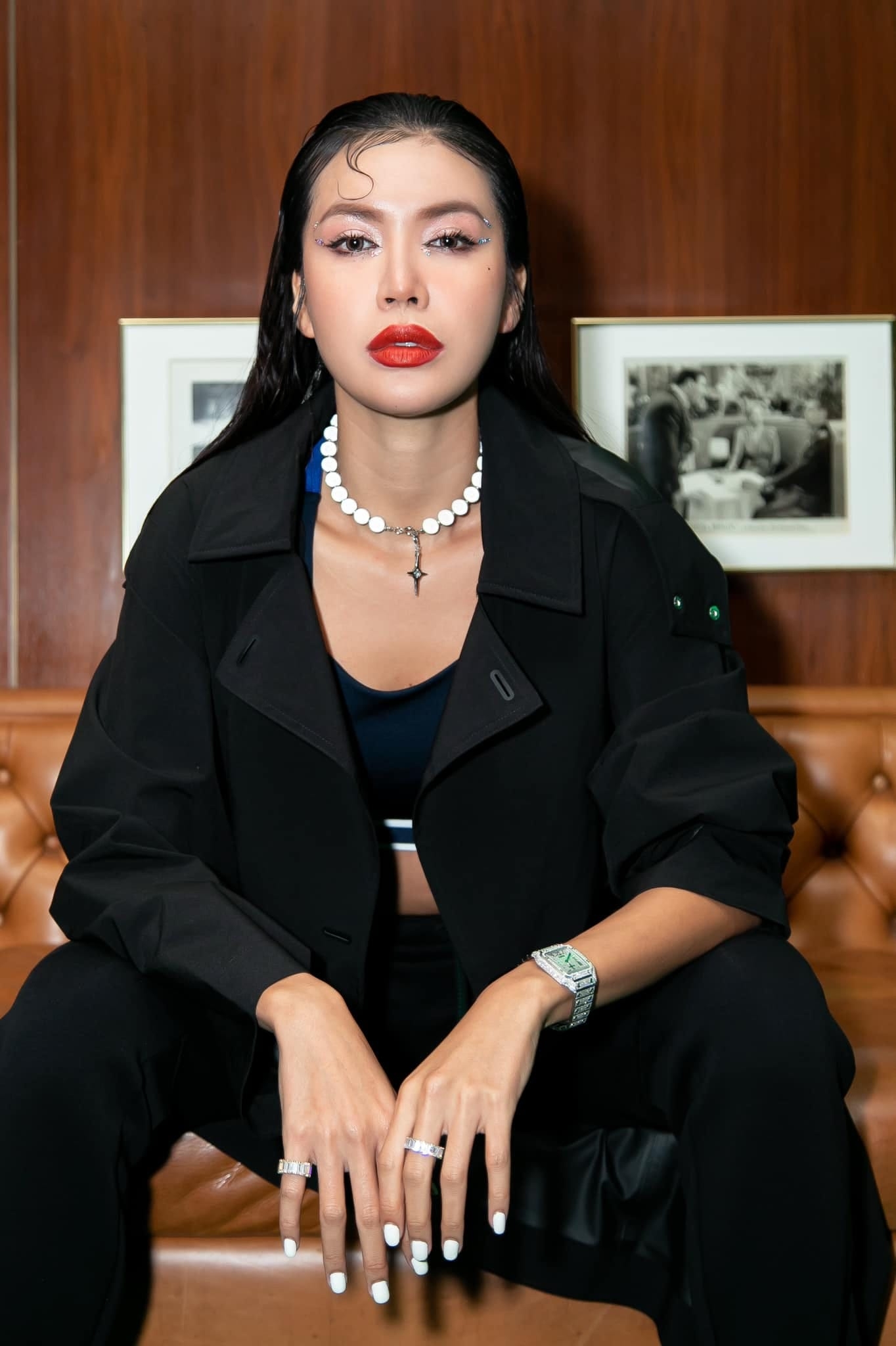 Sao Việt hôm nay 27/10: Chủ tịch Miss Universe xác nhận nhận H’Hen Niê là Á hậu 3