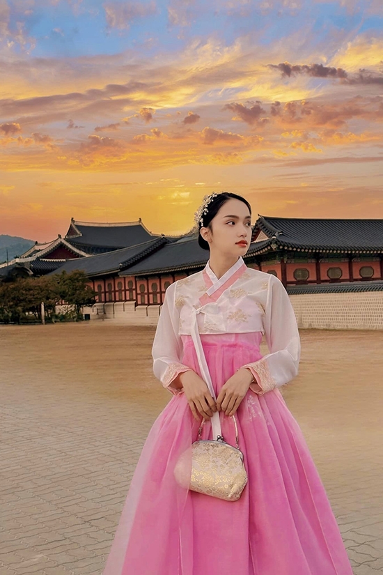 Sao Việt hôm nay 30/10: Thùy Tiên buồn vì không thể kết thúc nhiệm kỳ MGI theo cách đẹp nhất