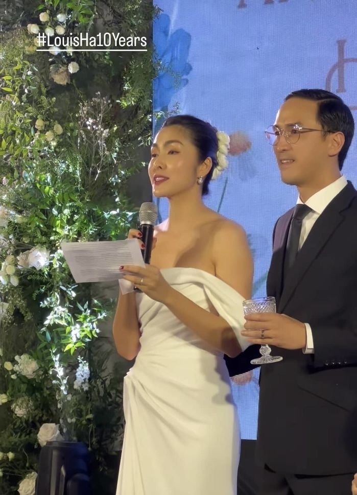 Sao Việt hôm nay 6/11: Mỹ Tâm quỳ gối cảm ơn khán giả