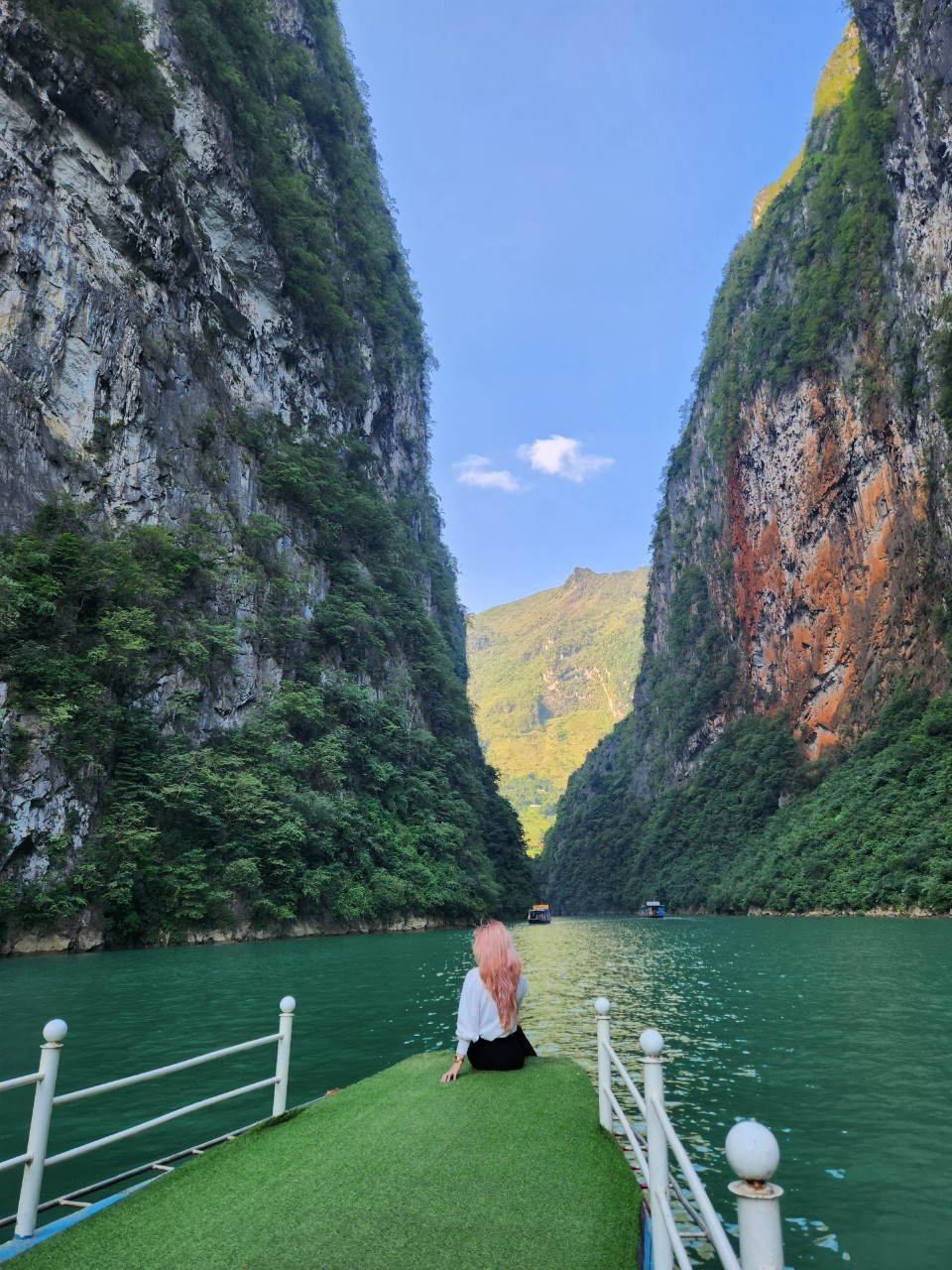 Về Hà Giang - Mảnh đất "cỏ chen đá, đá chen hoa"