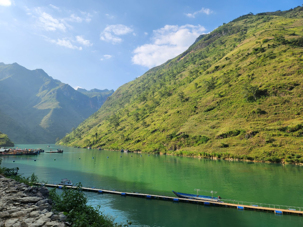 Về Hà Giang - Mảnh đất "cỏ chen đá, đá chen hoa"