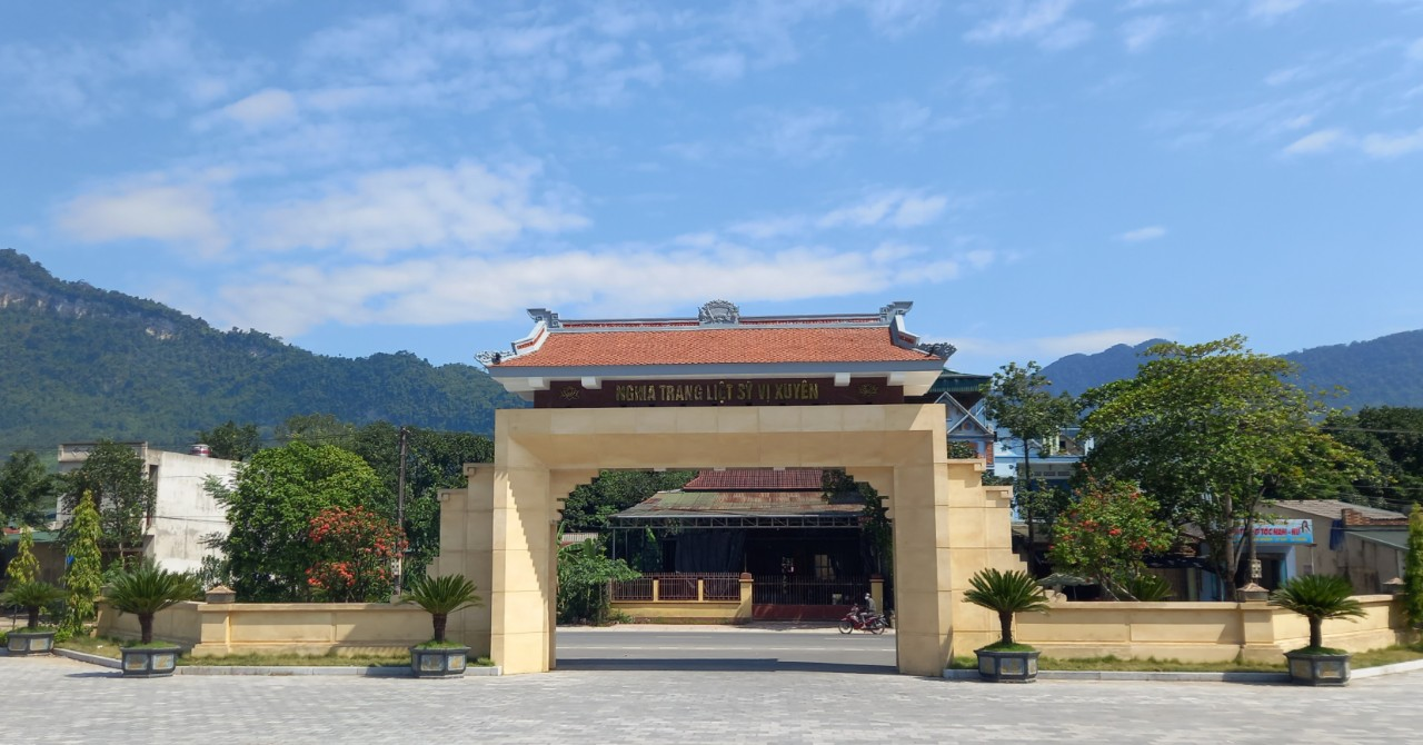 Về Hà Giang - Mảnh đất "cỏ chen đá, đá chen hoa"