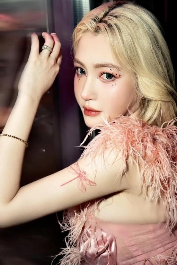 Sao Việt hôm nay 8/11: Elly Trần cầu cứu cư dân mạng vì yêu cầu quá quắt của chồng