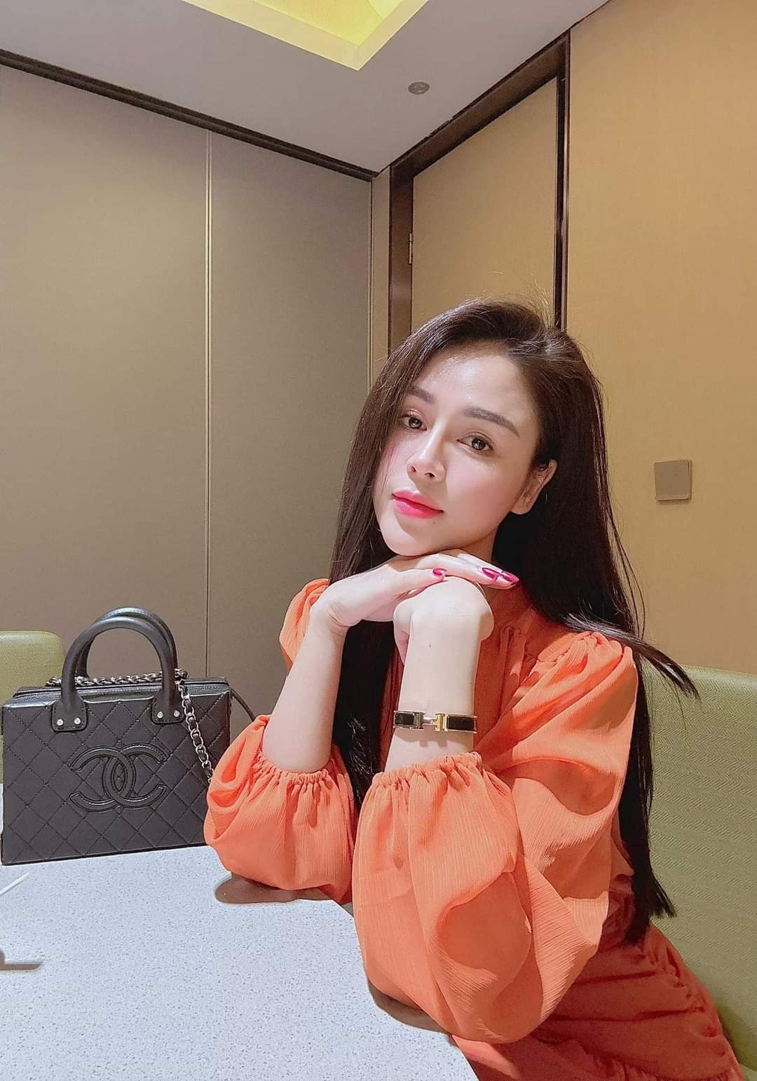 Sao Việt hôm nay 16/11: Hà Trần có pha "tự hủy" trước chung kết The Masked Singer Vietnam