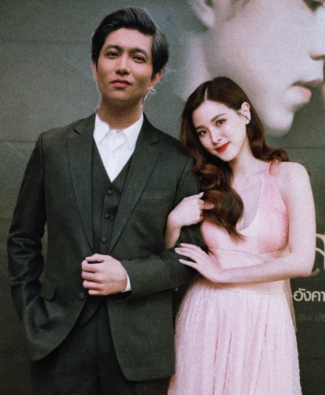 Sao Việt hôm nay 20/11: Tim đăng ảnh bên “bạn gái mới” khiến fan hoang mang Sao Việt hôm nay 20/11: Tim đăng ảnh bên “bạn gái mới” khiến fan hoang mang