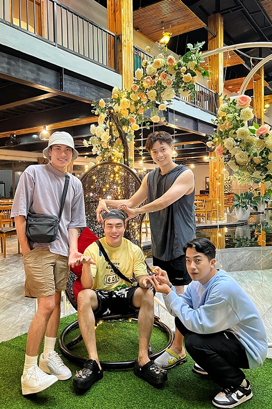 Sao Việt hôm nay 27/11: Cuộc sống vợ chồng son của Ngô Thanh Vân - Huy Trần