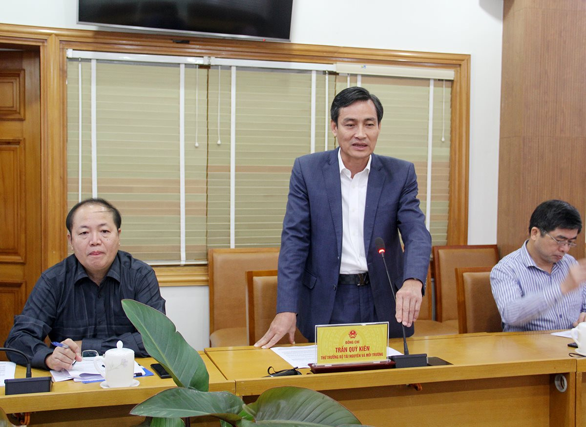 Lào Cai cần phối hợp chặt chẽ với Bộ Tài nguyên và Môi trường trong quản lý, bảo vệ khai thác khoáng sản