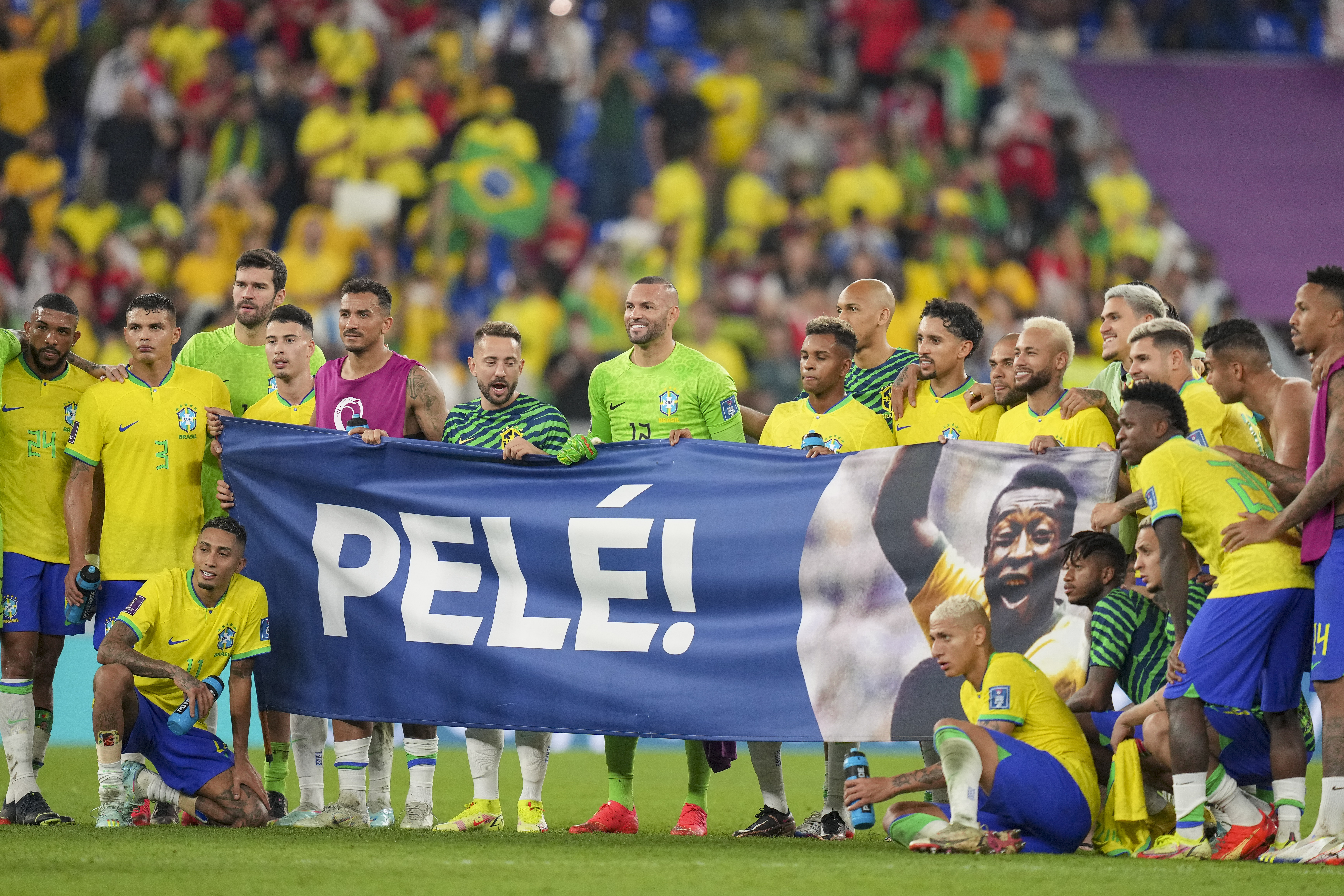 ĐT Brazil vinh danh Pele trong trận thắng đậm trước Hàn Quốc ĐT Brazil vinh danh Pele trong trận thắng đậm trước Hàn Quốc