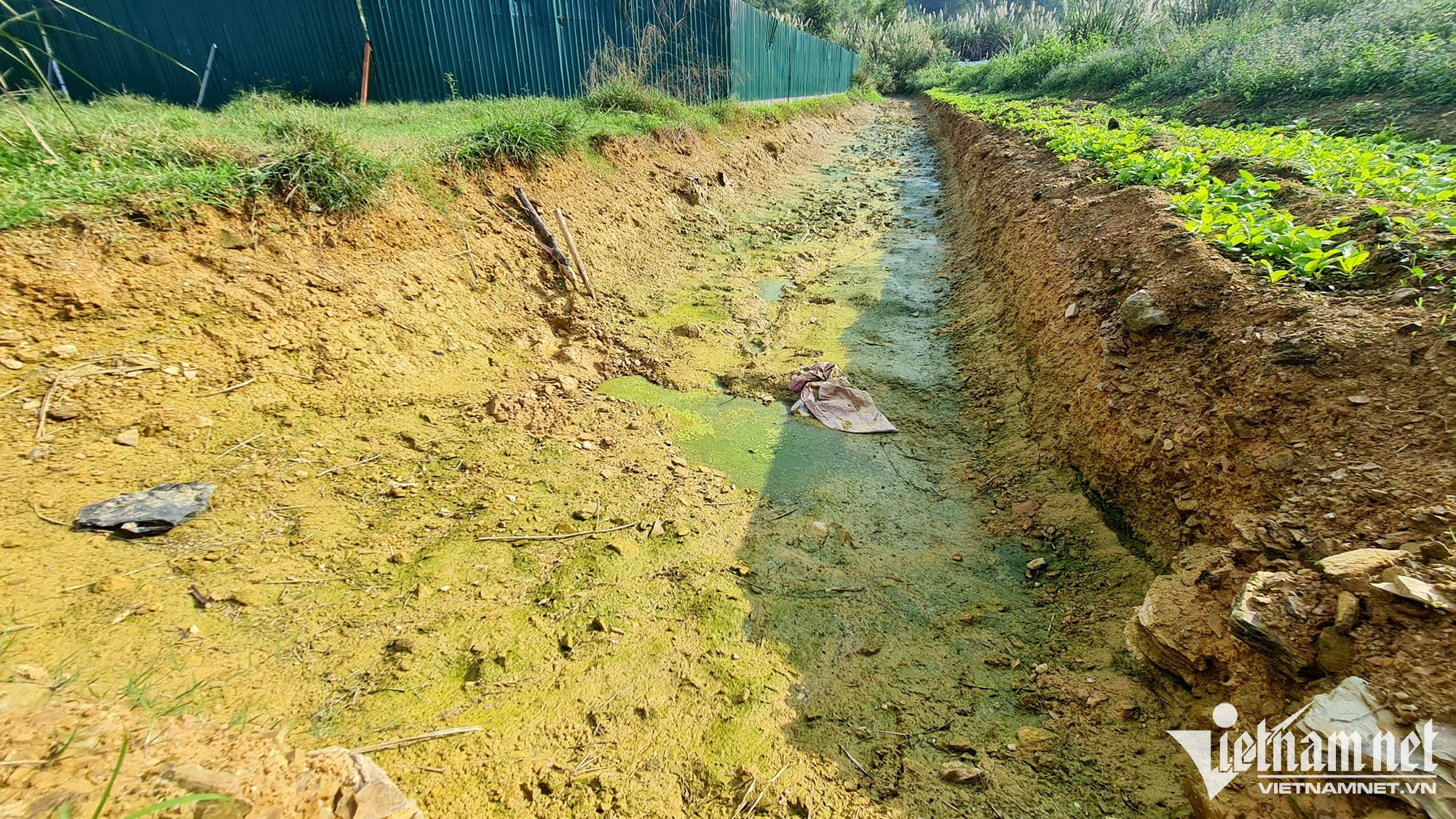 Hòa Bình gấp rút xây đường, phủ bạt vạn tấn rác bủa vây thành phố Hòa Bình gấp rút xây đường, phủ bạt vạn tấn rác bủa vây thành phố