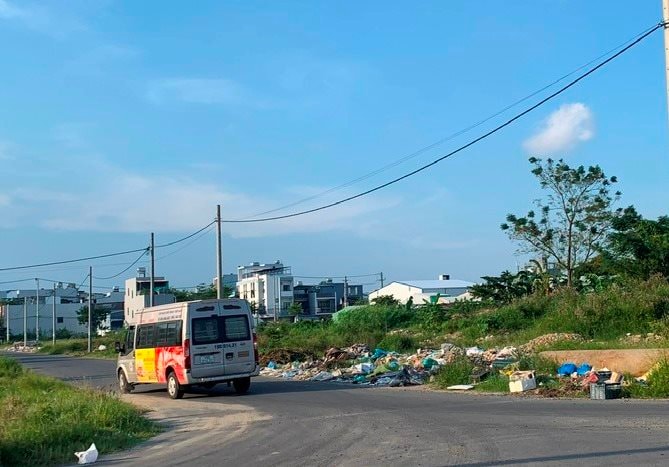Đà Nẵng: Kiên quyết “dẹp” tình trạng đổ trộm, tập kết rác thải gây ô nhiễm Đà Nẵng: Kiên quyết “dẹp” tình trạng đổ trộm, tập kết rác thải gây ô nhiễm