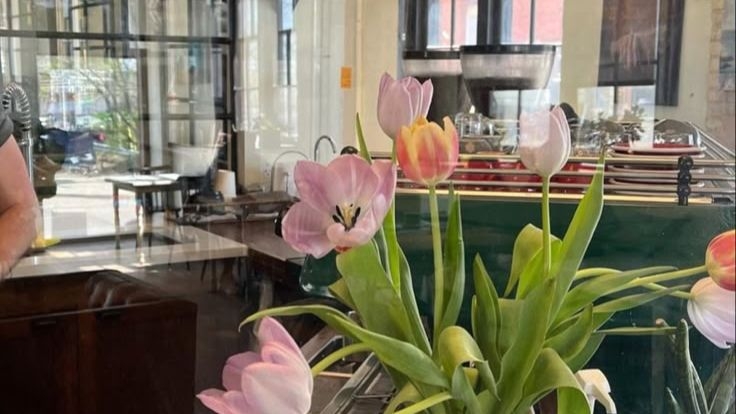 Tử vi vòng quay công nghệ ngày 9/1/2026: Tuổi Mão rất khó tập trung, tuổi Hợi vượng duyên