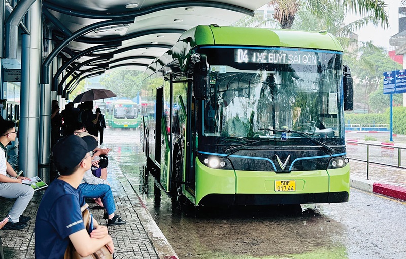 TP. HCM khuyến khích sử dụng phương tiện công cộng khi đến Trung tâm Phục vụ hành chính công