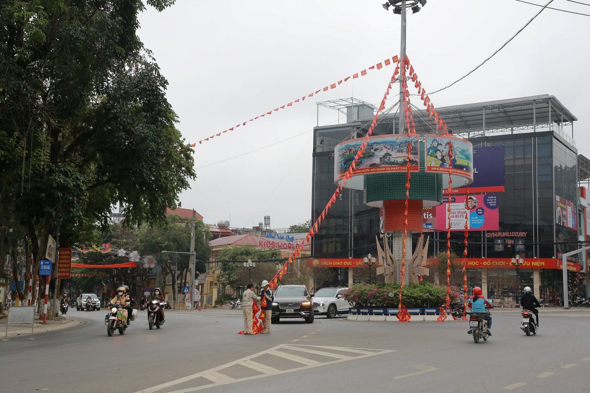 Phố núi Sơn La trước thềm xuân mới Phố núi Sơn La trước thềm xuân mới