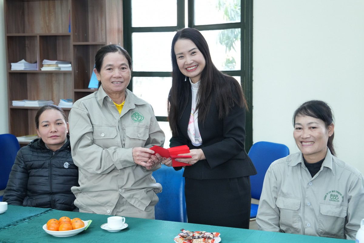 Công nhân môi trường “vào guồng” sau Tết