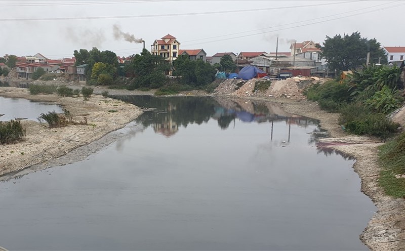 Kiểm soát, xử lý ô nhiễm môi trường tại lưu vực sông Cầu Kiểm soát, xử lý ô nhiễm môi trường tại lưu vực sông Cầu
