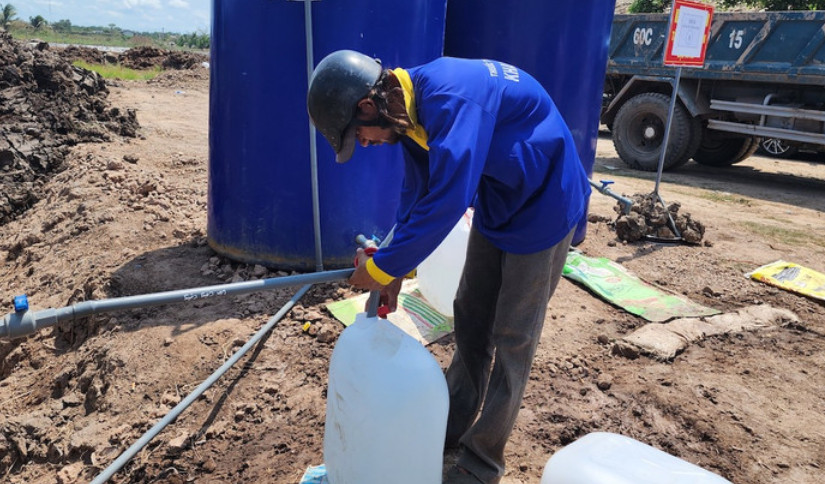 Đảm bảo nước sinh hoạt cho người dân vùng nhiễm mặn