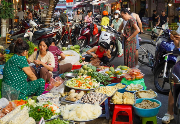 Bảo đảm an toàn vệ sinh thực phẩm, không khí, nguồn nước phục vụ Nhân dân đón Tết