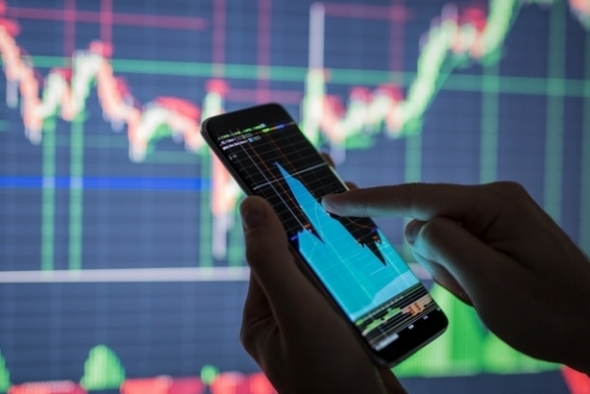 Thị trường chứng khoán ngày 9/2: Cổ phiếu Ngân hàng điều chỉnh, thị trường đi ngang