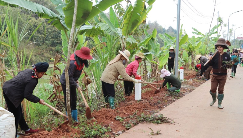 Phụ nữ Sơn La chung sức xây dựng nông thôn mới