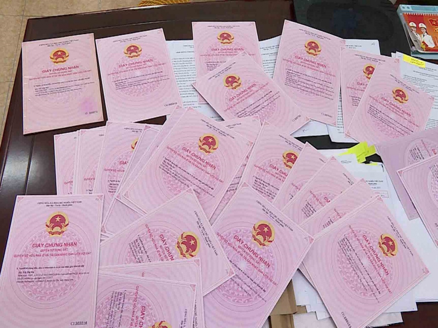 Tin bất động sản ngày 1/3: Cảnh báo việc đặt cọc mua nhà ở xã hội tại Mê Linh