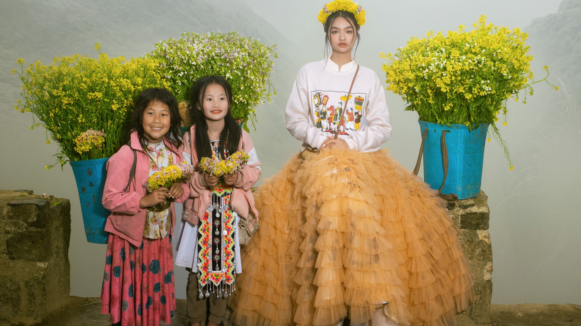 NTK Nguyễn Minh Công quảng bá vẻ đẹp núi rừng Tây Bắc qua thời trang