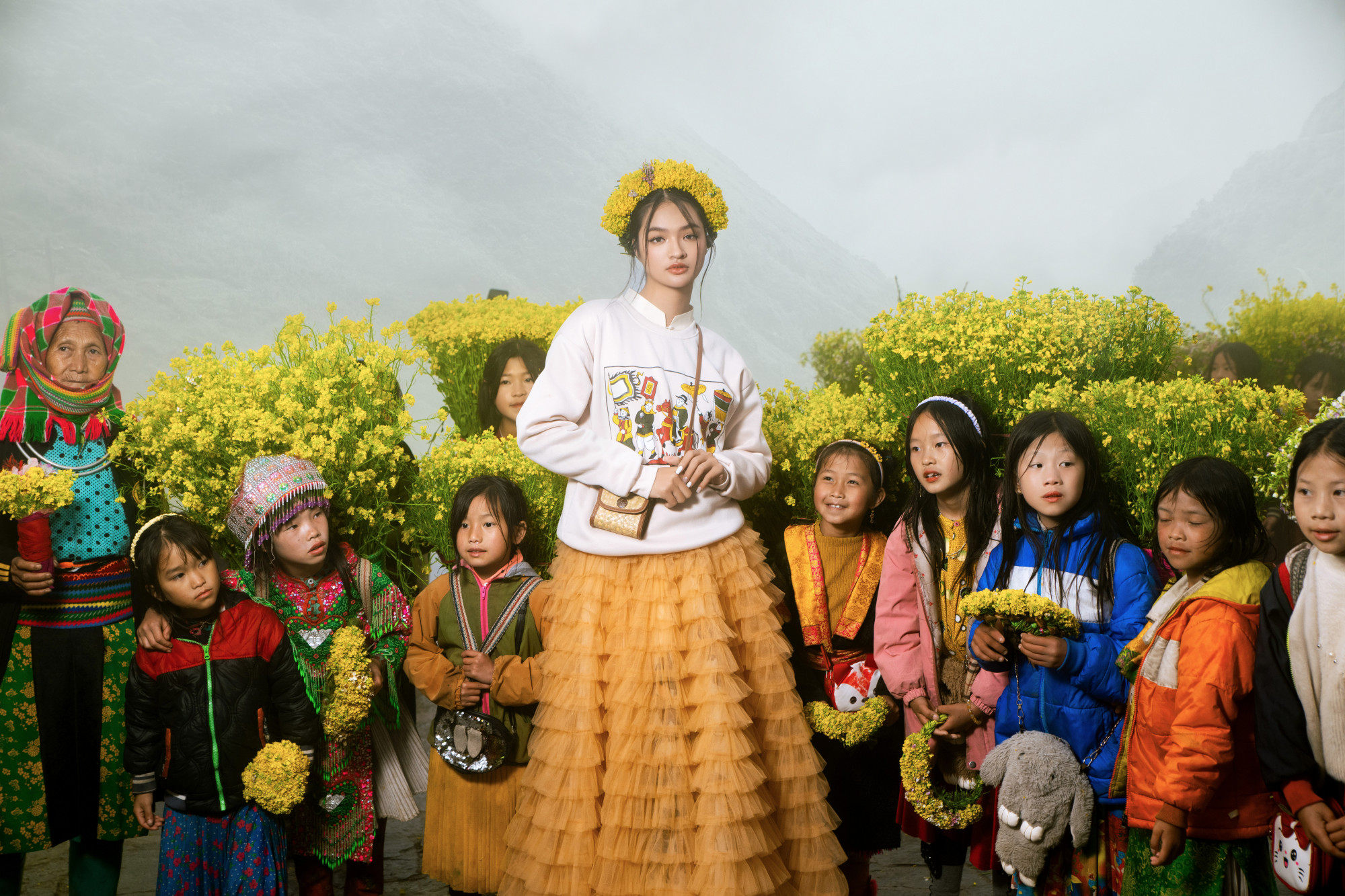 NTK Nguyễn Minh Công quảng bá vẻ đẹp núi rừng Tây Bắc qua thời trang