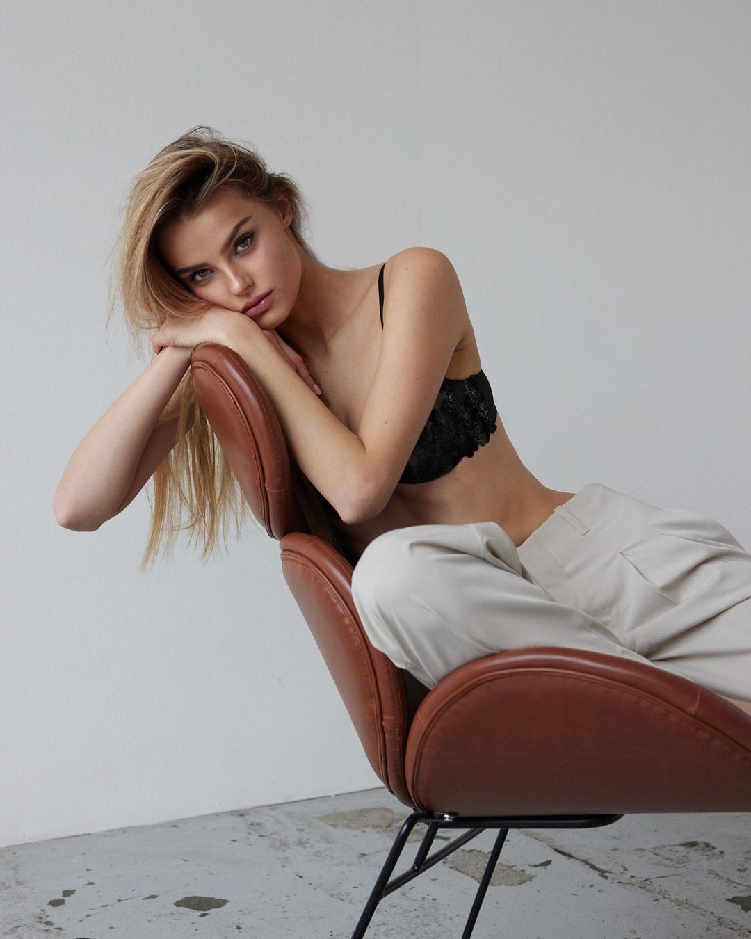 Nhan sắc đẹp như búp bê của tân Hoa hậu thế giới 2024 Nhan sắc đẹp như búp bê của tân Hoa hậu thế giới 2024