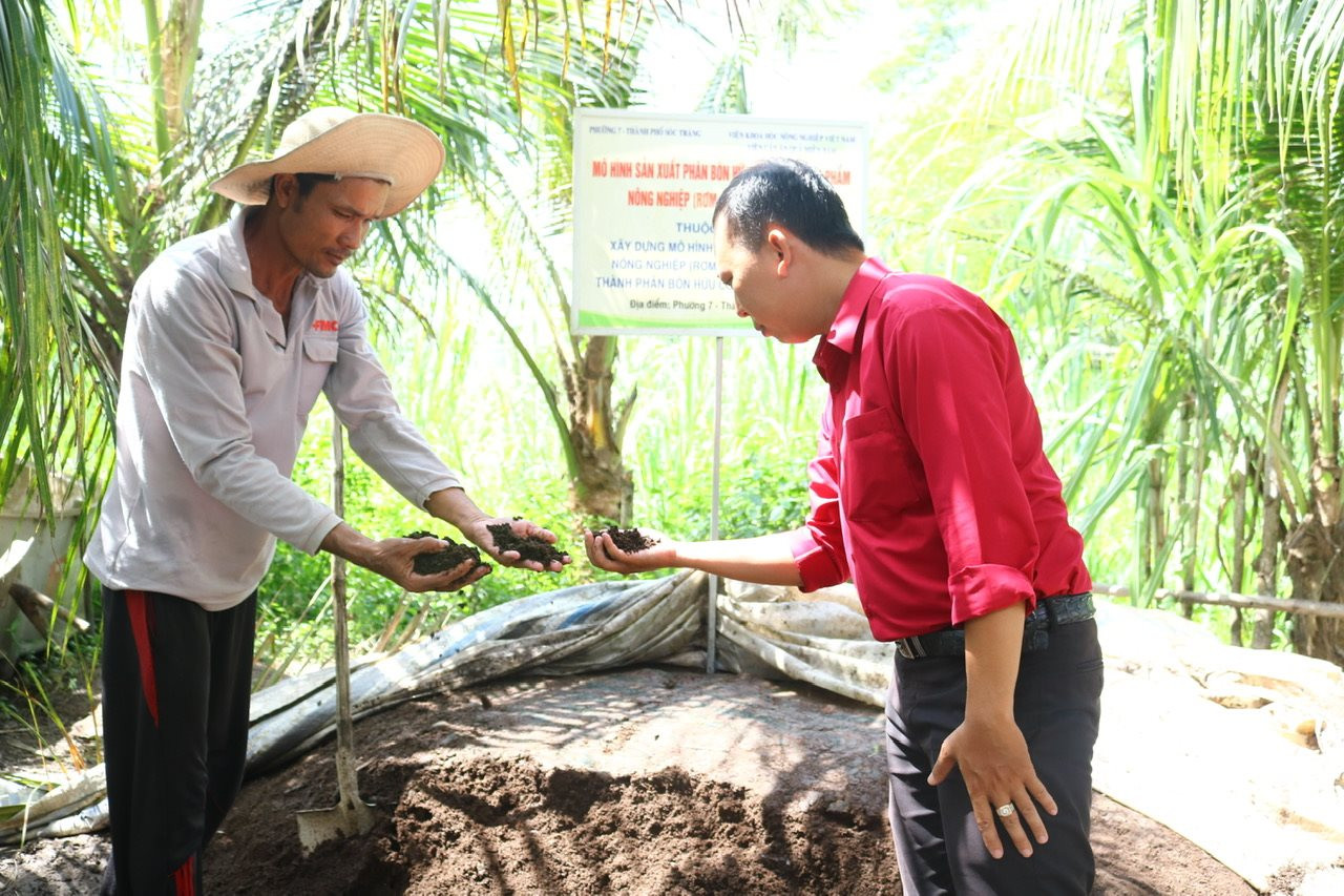 Phát triển nông nghiệp hữu cơ gắn với bảo vệ môi trường Phát triển nông nghiệp hữu cơ gắn với bảo vệ môi trường