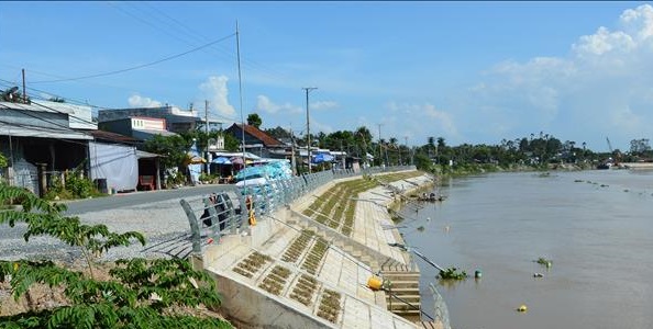 Đồng Tháp nâng cao năng lực ứng phó, giảm thiệt hại do sạt lở bờ sông