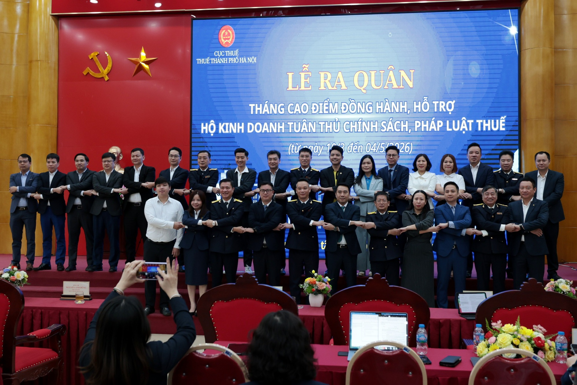 Hà Nội mở ‘tháng cao điểm’ hỗ trợ hộ, cá nhân kinh doanh thực hiện kê khai thuế