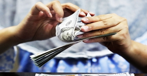 Tỷ giá ngoại tệ hôm nay 5/4: Đồng USD thế giới xuống mốc 101 Tỷ giá ngoại tệ hôm nay 5/4: Đồng USD thế giới xuống mốc 101