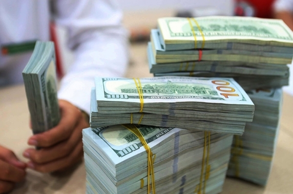 Tỷ giá ngoại tệ hôm nay 15/4: Đồng USD trong nước giảm mạnh Tỷ giá ngoại tệ hôm nay 15/4: Đồng USD trong nước giảm mạnh