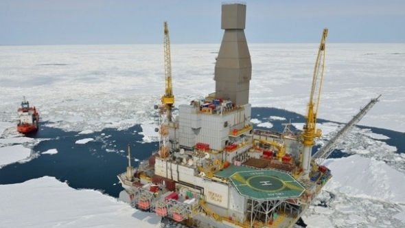 Giá xăng dầu hôm nay (15/4): Dầu thô vững giá