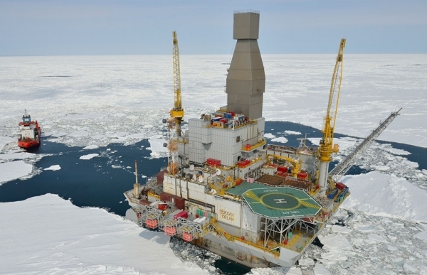 Giá xăng dầu hôm nay (15/4): Dầu thô vững giá