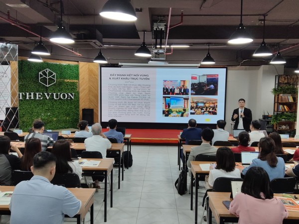 “Rác thải nhựa trong Thương mại điện tử”: Thực trạng và giải pháp